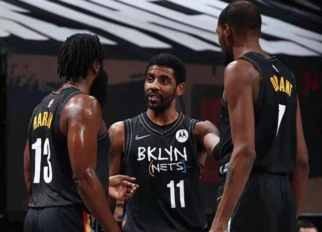 在场上交汇 在场上交汇