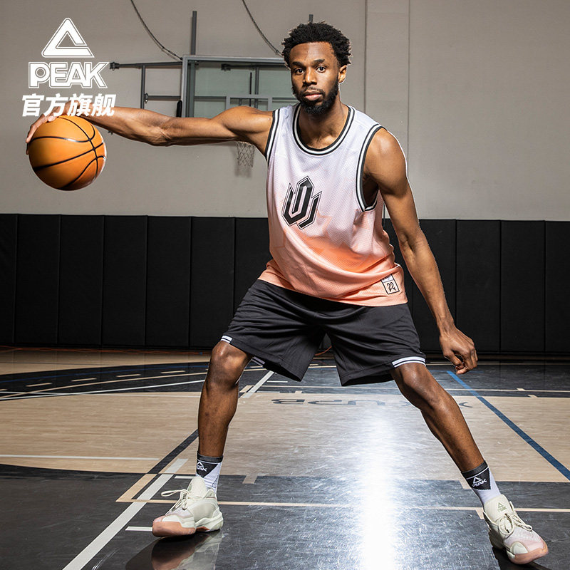 行业里实现 行业里实现