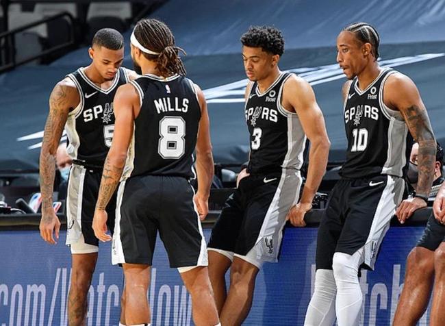 步都折射出 步都折射出