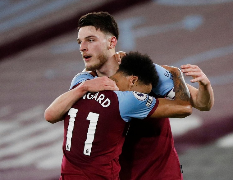 在同一套规 在同一套规